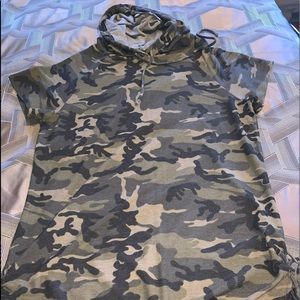 Army fatigue long sweater with hood